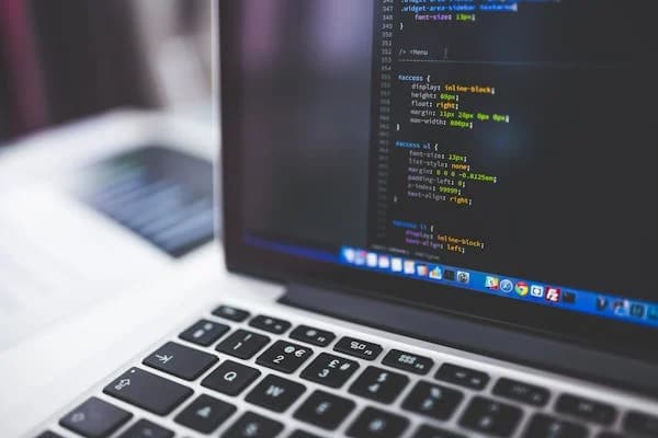 Software Development Process: 7 Steps From Idea to Launch